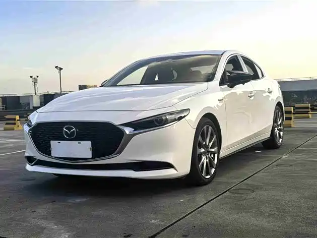 Mazda 3 Axela 2021 2.0L Automatic Premium Edition