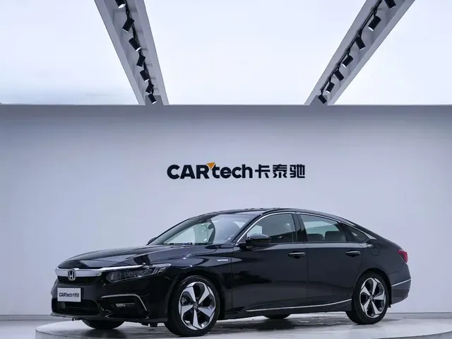 Honda Inspire 2019 Sharp Hybrid 2.0L Pure Fashion China VI