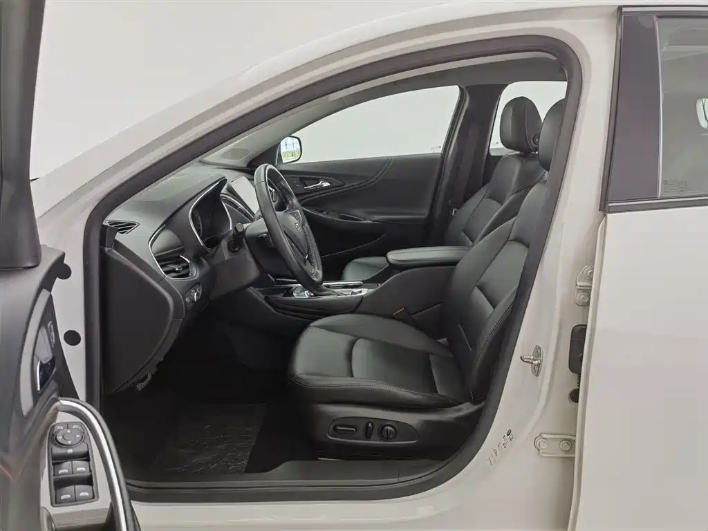 Chevrolet Malibu XL 2021 Model Redline 550T Auto Sharp Edition