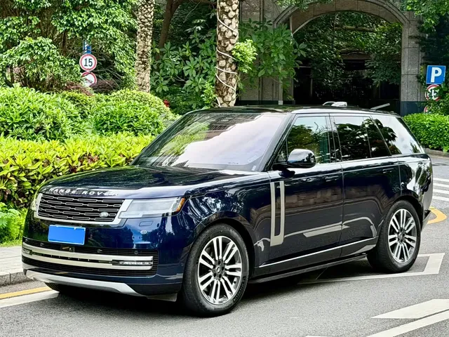Land Rover Range Rover 2023 3.0 L6 400PS Exemplary Long Wheelbase