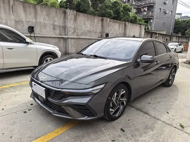 Hyundai Elantra 2023 Model 1.5L CVT LUX Premium Edition