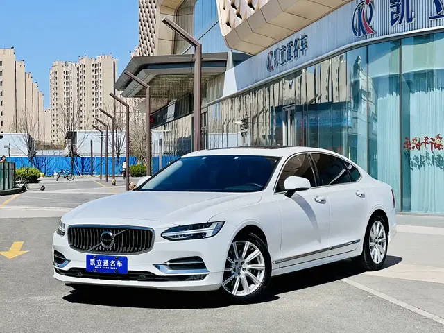Volvo S90 2020 T5 Momentum Luxury Edition