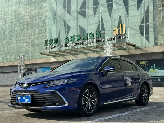 Toyota Camry 2023 Hybrid 2.5HQ Flagship Edition