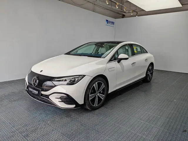 Mercedes-Benz EQE 2025 500 4MATIC Pioneer