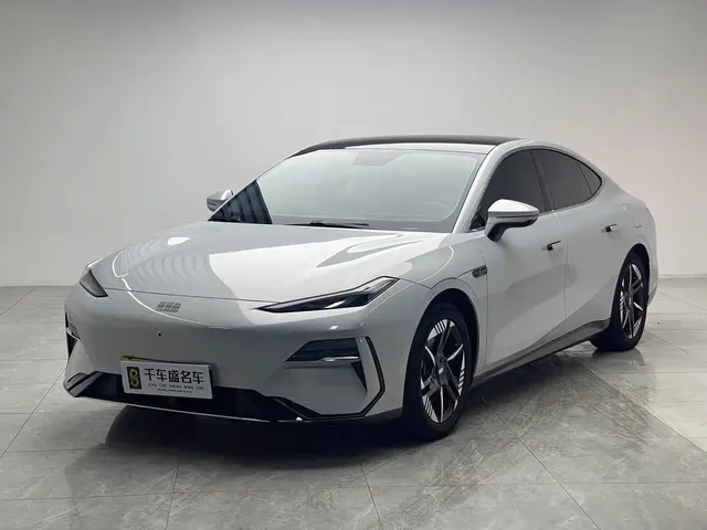 Geely Galaxy E8 2024 550km RWD PRO