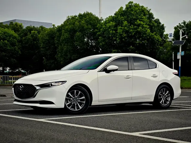 Mazda 3 Axela 2020 1.5L Automatic Zhi Mei Edition