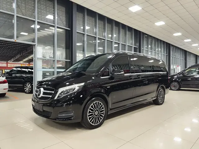 Mercedes-Benz V-Class 2018 V 260 L Premium Long Wheelbase Edition China VI