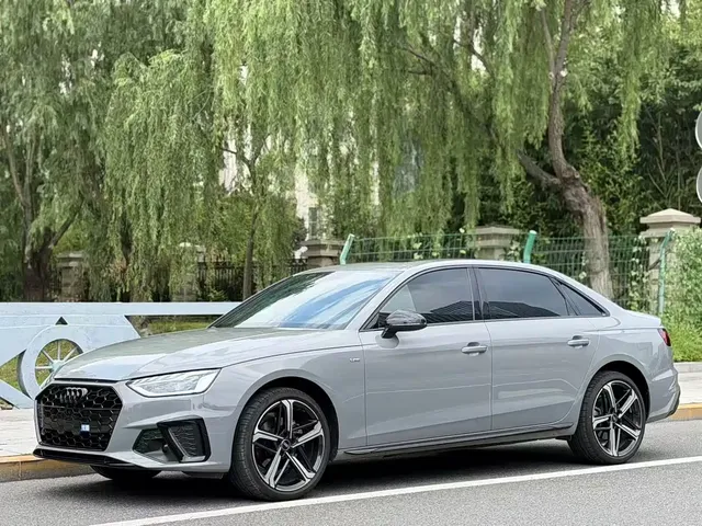 Audi A4L 2024 40 TFSI Luxury Dynamic