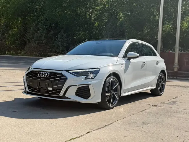 Audi A3 2023 Sportback 35 TFSI Fashion Sport