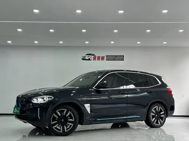 BMW iX3 2021 Facelift Leading