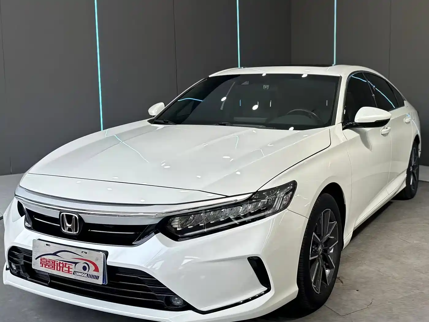 Honda Inspire 2022 260TURBO Deluxe Edition