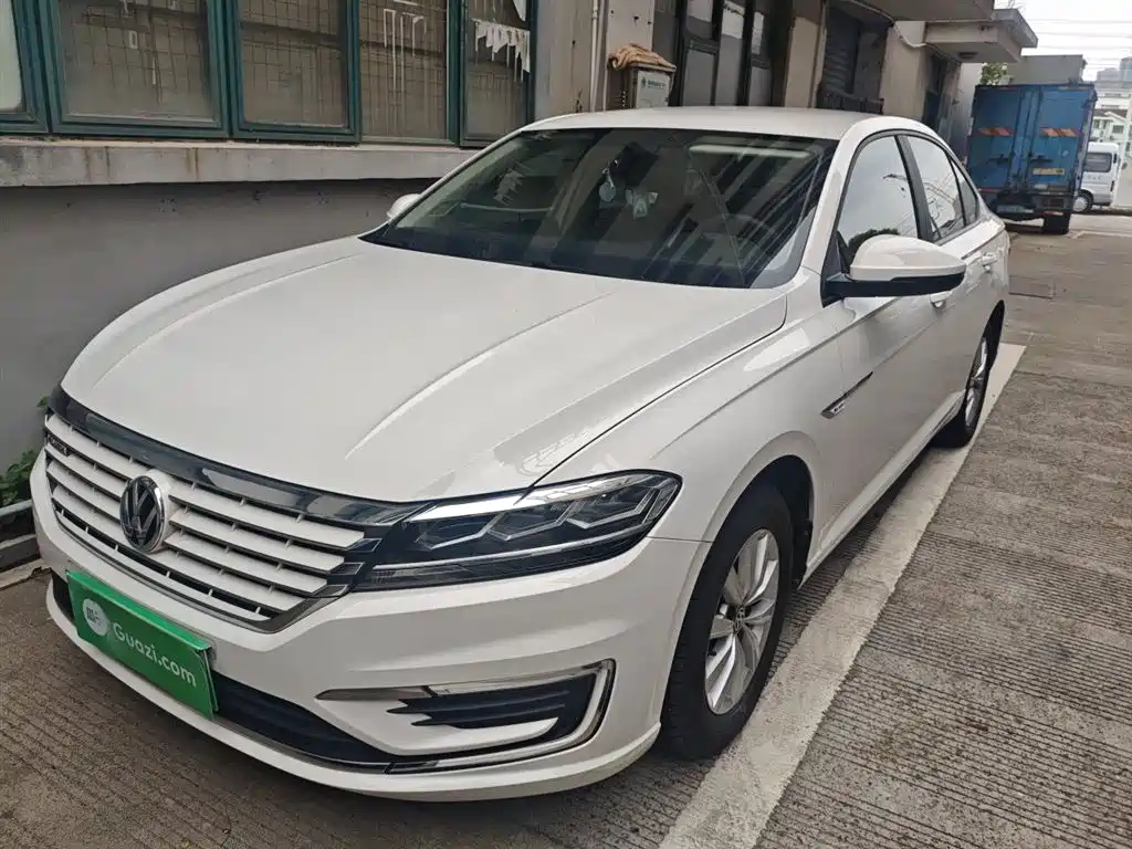 Volkswagen VW Lavida EV 2019 Premium Edition