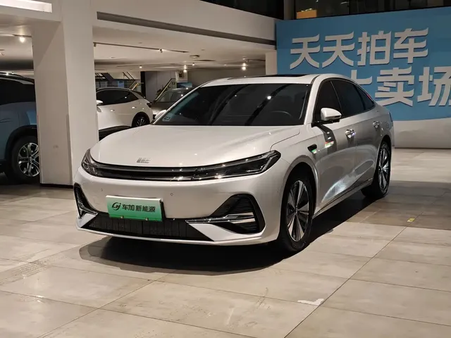 Geely Galaxy A7 2025 EM-i 150km Explorer+ Edition