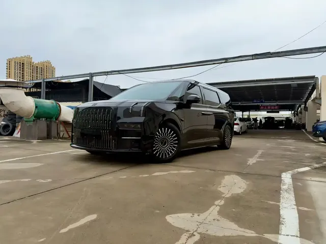 ZEEKR 009 2022 Facelift WE Edition