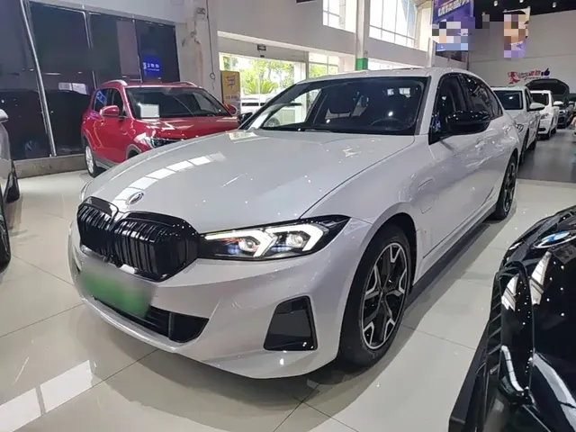 BMW i3 2022 eDrive 35 L
