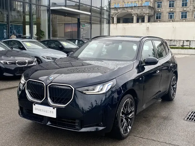 BMW X3 2026 xDrive30L Premium Trim M Sport Shadowline Package