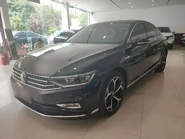 Volkswagen Magotan 2023 Model 2 Million Commemorative Edition 330TSI DSG Luxury