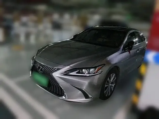 Lexus ES 2020 200 Excellence