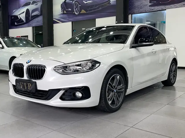 BMW 1 Series 2018 118i Sport Edition