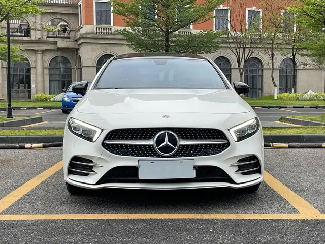 Mercedes-Benz A-Class 2022 Facelift III A 200 L Sport Sedan Fashion