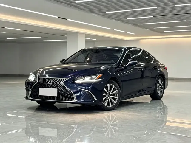 Lexus ES 2020 200 Excellence