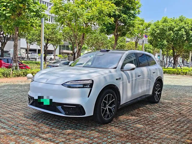 AITO Wenjie AITO M6, 2026