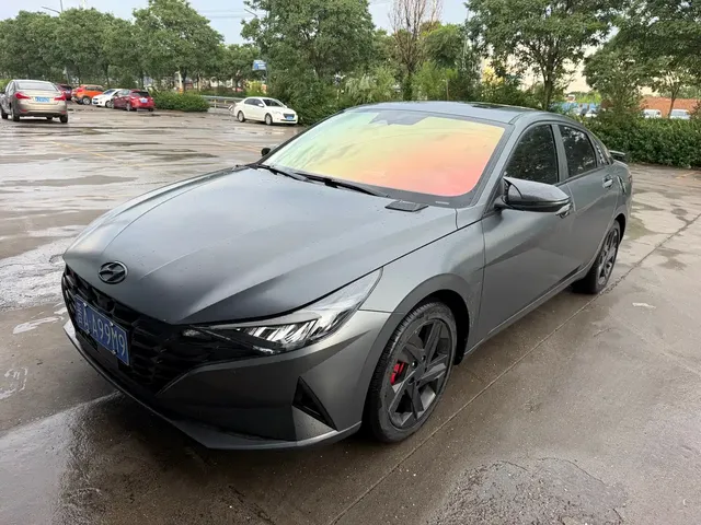 Hyundai Elantra 2022 1.5L CVT LUX Premium Edition