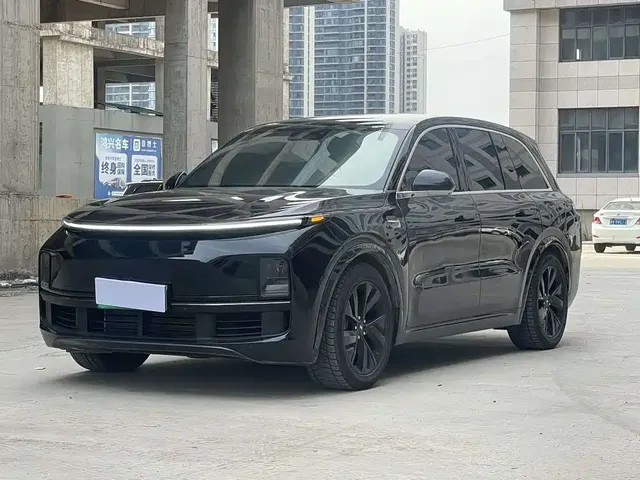 Li Auto Li L8 2023 Pro