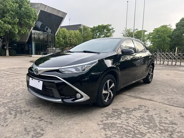 Toyota Levin 2017 Facelift Hybrid 1.8H GS E-CVT Elite Sunroof Edition China V