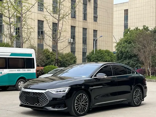 BYD Han 2022 DM-i 121KM Premium Edition