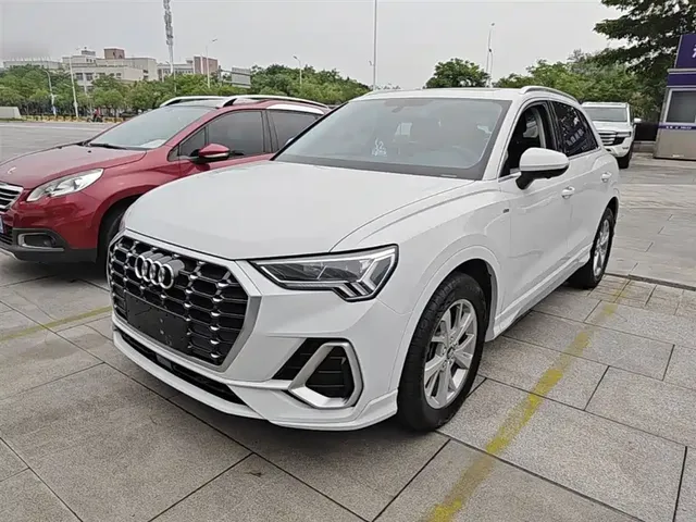 Audi Q3 2019 35 TFSI Progressive Sport