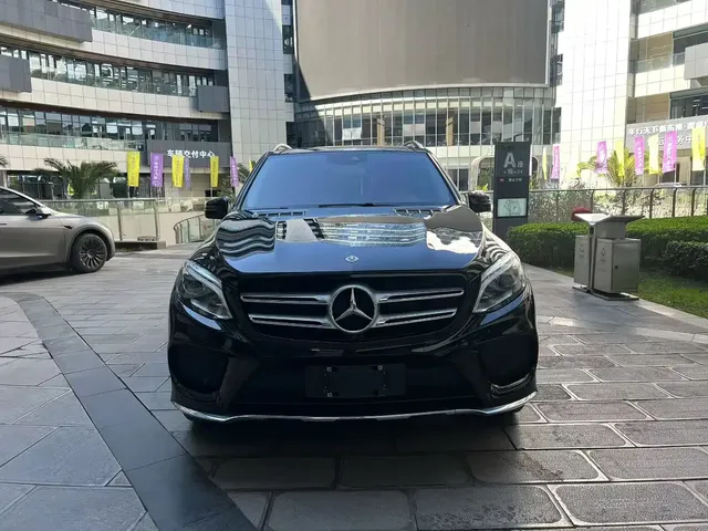 Mercedes-Benz GLE 2018 GLE 400 4MATIC Ultimate Edition