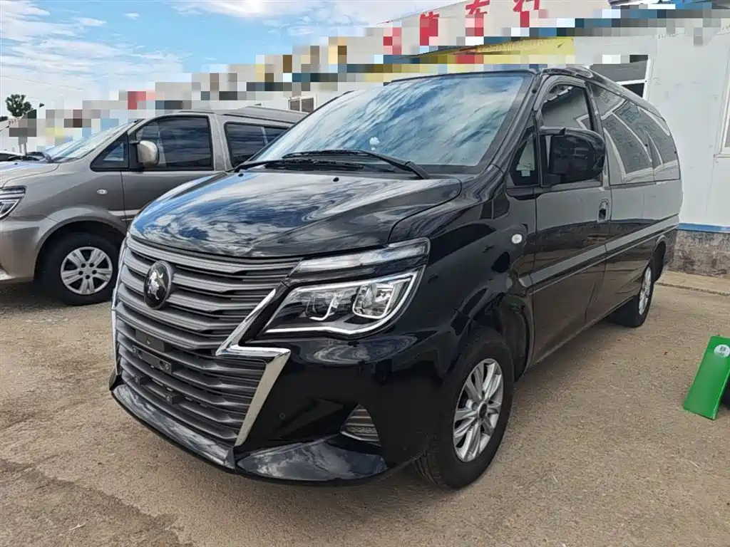 Dongfeng Fengxing Lingzhi 2023 M5L 1.6L Luxury 7-Seater