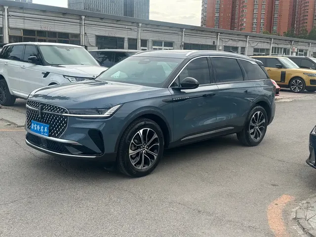Lincoln Nautilus 2023 2.0T 4WD Prestige Edition