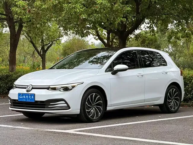Volkswagen Golf 2024 280TSI DSG Pro 50th Anniversary Edition