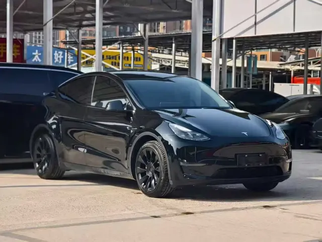 Tesla Model Y 2022 Facelift Rear-Wheel Drive Version