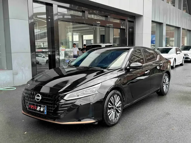 Nissan Teana 2024 2.0L SV Black Gold Edition