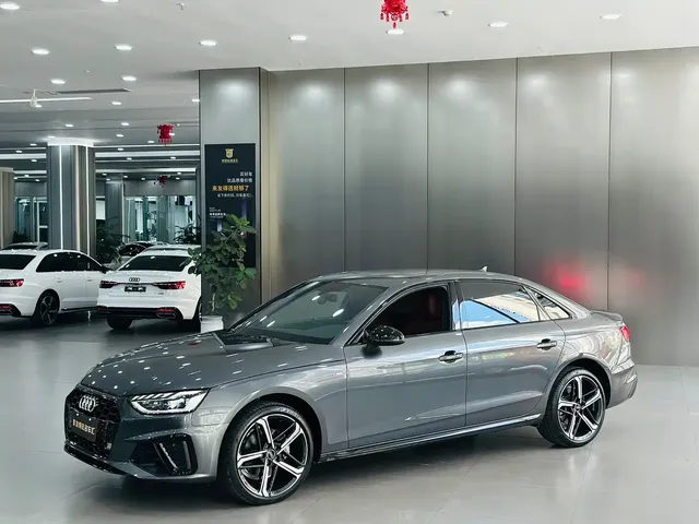 Audi A4L 2025 2 Million Celebration Edition 40 TFSI Luxury Dynamic