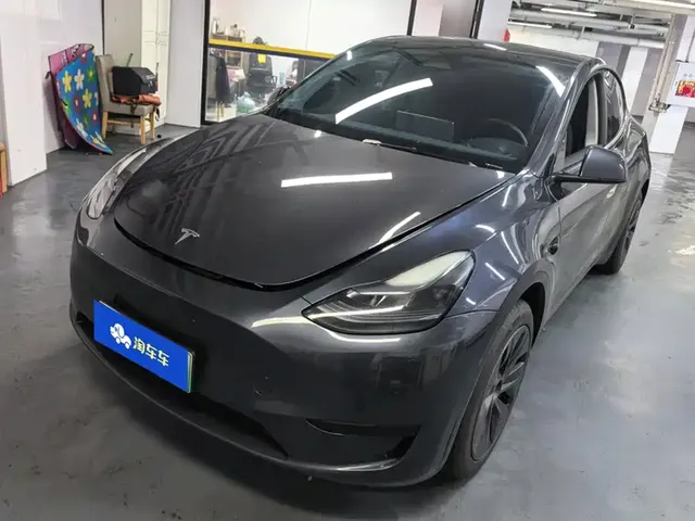 Tesla Model Y 2024 Rear-Wheel Drive Version