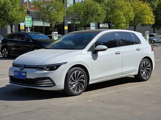 Volkswagen Golf 2023 Facelift 280TSI DSG Pro