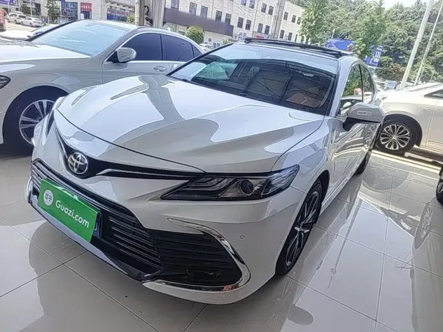 Toyota Camry 2021 2.5G Luxury Edition