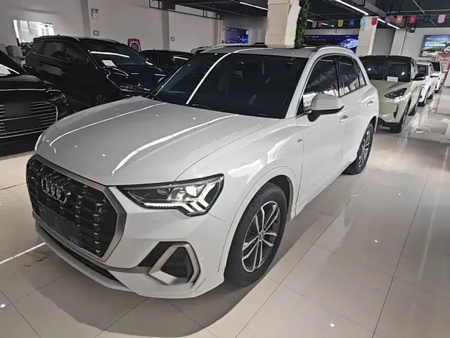 Audi Q3 2021 35 TFSI Progressive Sport