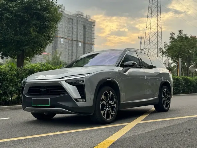 NIO ES8 2022 Model 75kWh 6-Seater