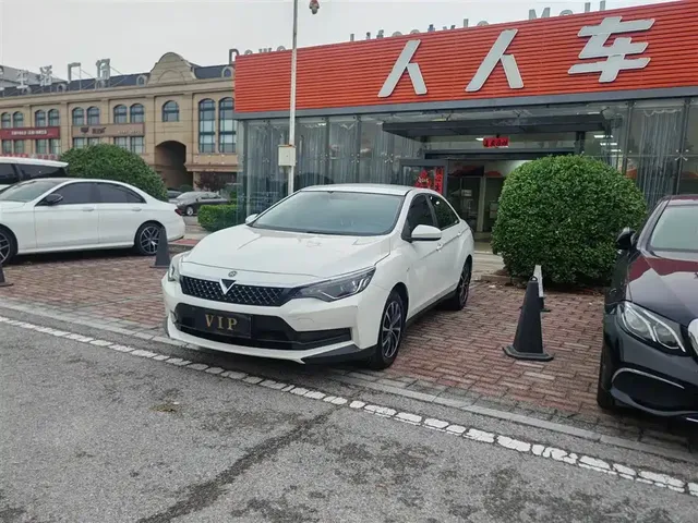 Venucia D60 2021 1.6L Entry Manual Comfort Edition