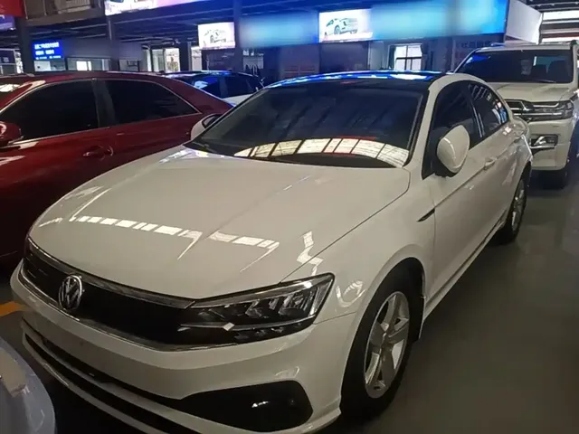 Volkswagen Lamando 2021 230TSI DSG Fashion Edition