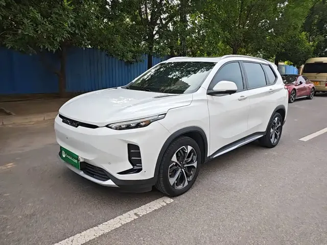 SAIC Maxus EUNIQ 6 2021 LITE+ Smart Edition