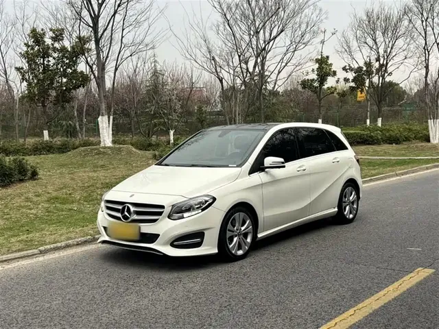 Mercedes-Benz B-Class 2017 B 200 Dynamic