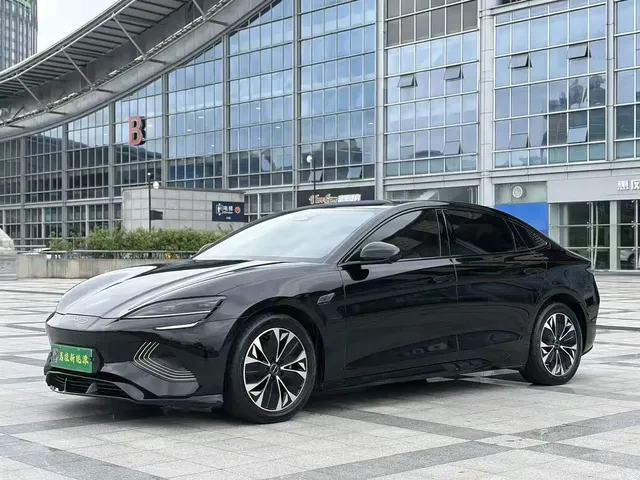 BYD Seal 2022 550km Standard Range RWD Premium