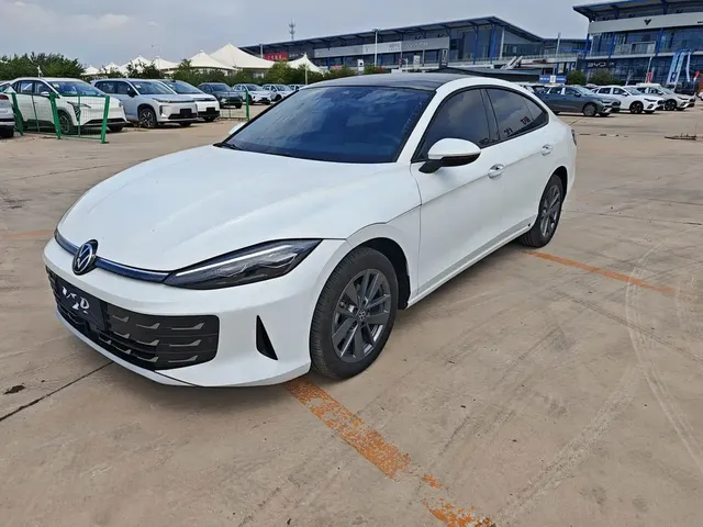 Volkswagen Lamando 2025 Model Lamando L 1.5T Base Version