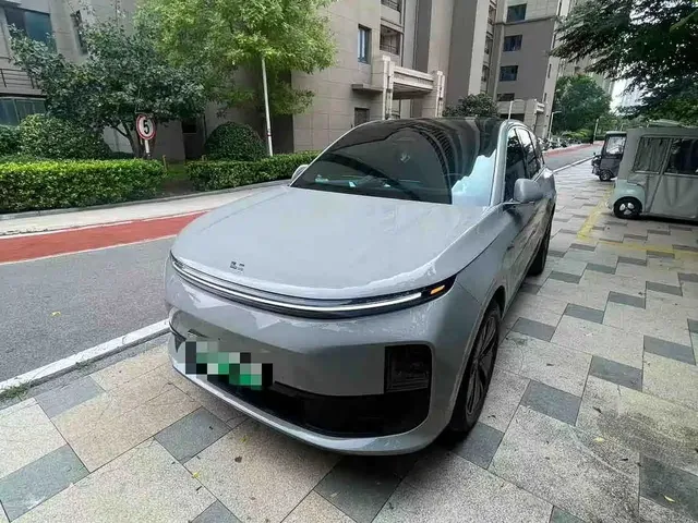 Li Auto L6 2024 Pro